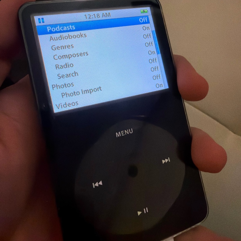original Apple iPod Classic 80GB MA446LL / 6th Generation - Picture 4 of 5